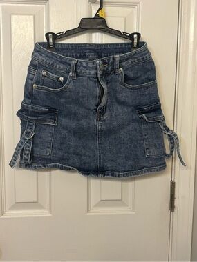 Windsor Dark Blue Denim Cargo Mini Skirt